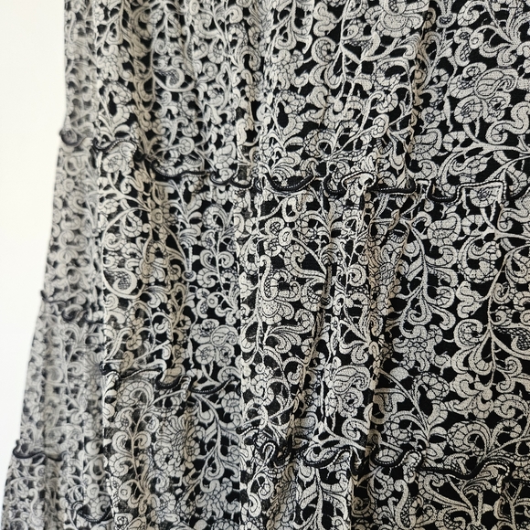 Max Studio Tiered Paisley Midi Skirt - Picture 4 of 5